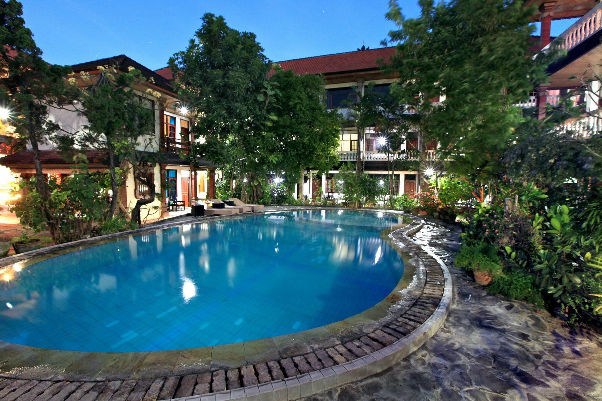 Kuta Dormitory At Simpang Inn Buitenkant foto